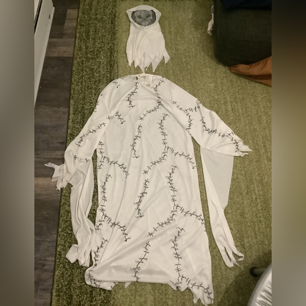 Halloween overhead mask and dress skeleton costume size 42-46
